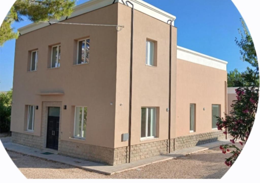 Larino House | Oasi