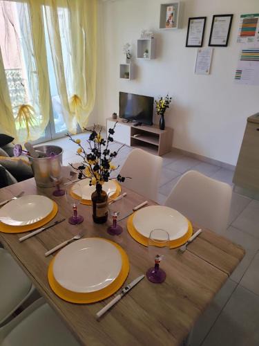 Oristano Apartment | Ohana House
