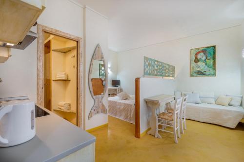 San Pantaleo Apartment | palazzo beddoro charming apartments