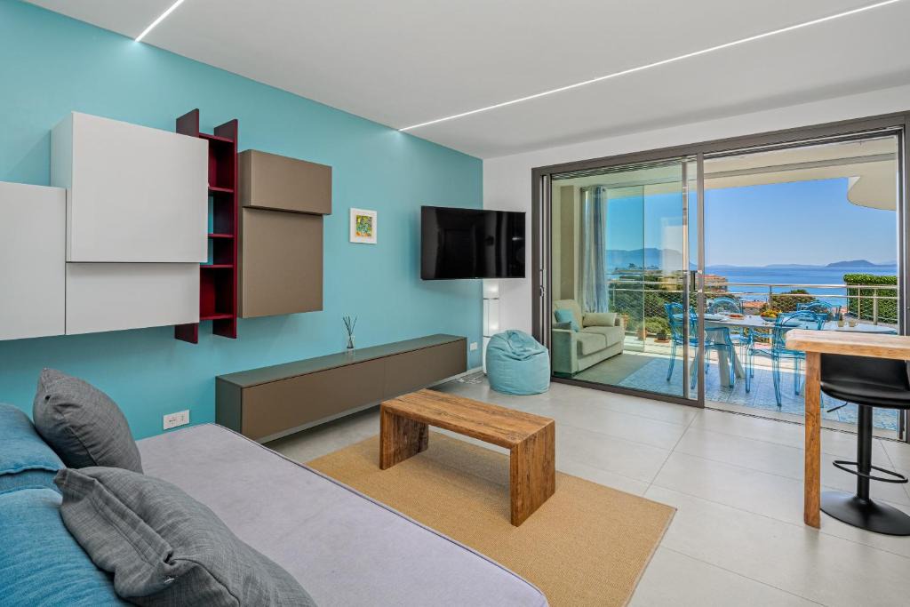 Golfo Aranci Apartment | Pascoli Suite - by And Service