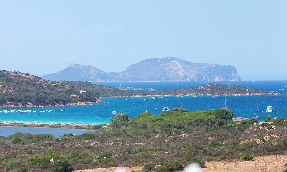 Tiriddo House | Porto Taverna Lu Nibareddu Villa with sea view terrace