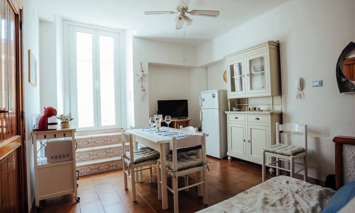 Carloforte Apartment | Punta Sardegna Cozy Central Apartment | Carloforte, San Pietro Island
