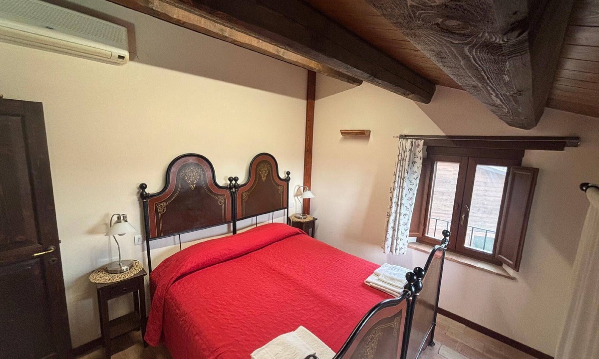 Montegiorgio Other | Red Apartment Farmhouse