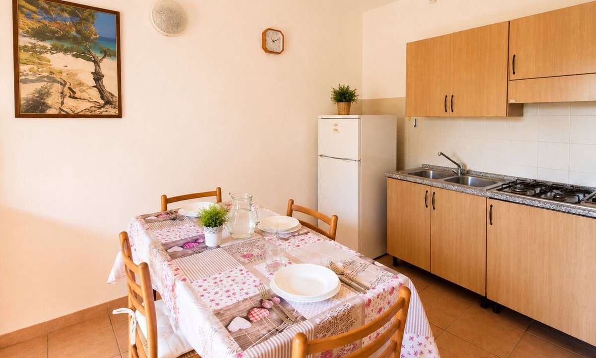 Tanaunella House | Residence Domenique | Three-room apartment for 4 guests