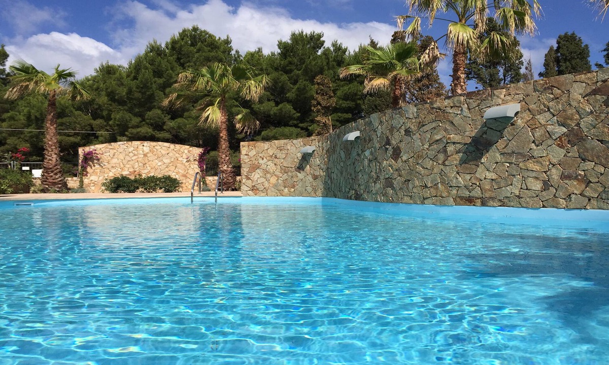 Porto Pino Villa | Residence Villa with Swimming Pool