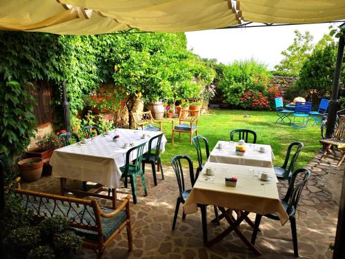 Banari Bed & Breakfast | S'Asilo Boutique B&B - North Sardinia - Village stay