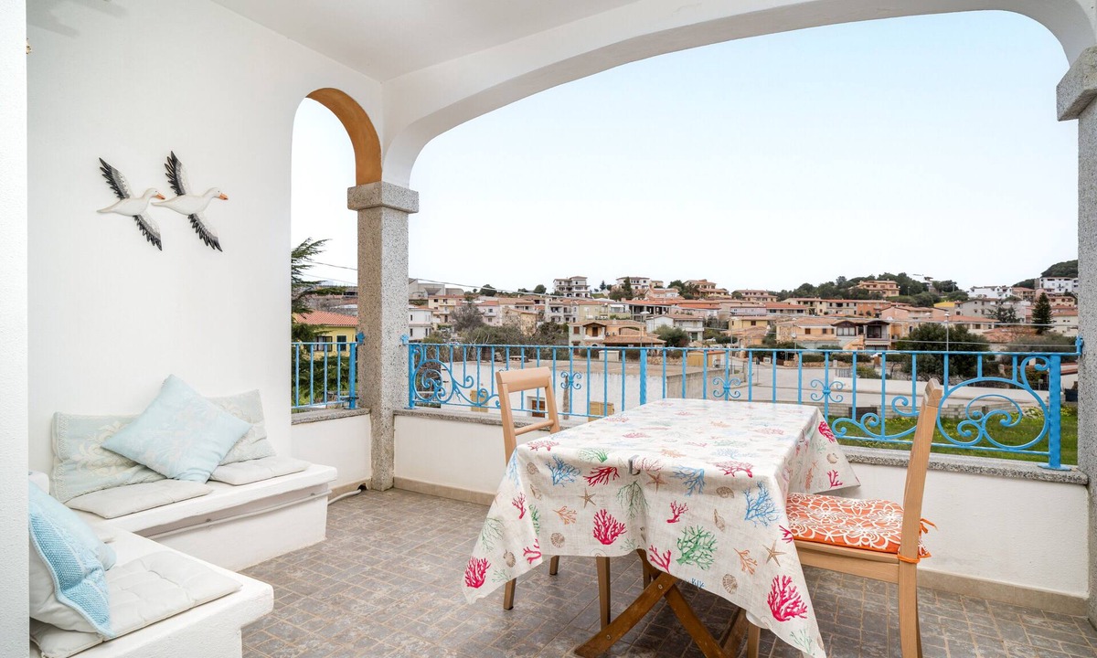 Posada Apartment | S'ercole Superior Apartment with Views of Posada’s Medieval Village