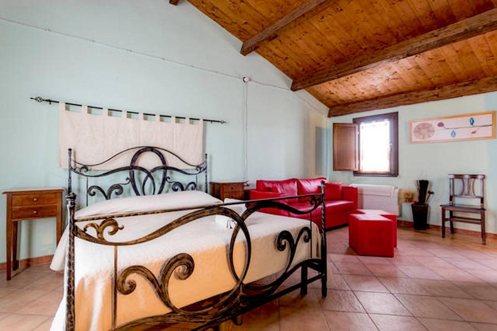 Bosa Historic Centre House | Sa Domo De Alene