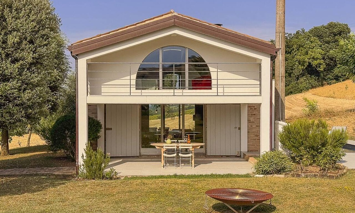 Morrovalle Villa | Santomaro Country Loft with Private Pool in the Hills