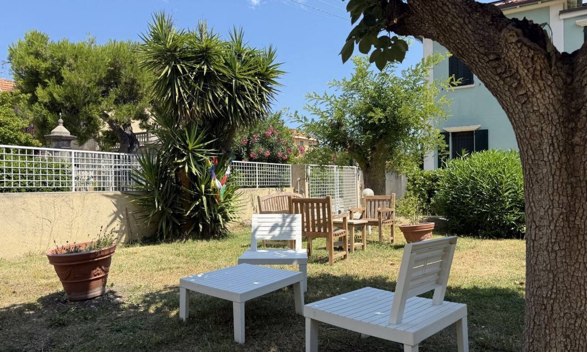 Senigallia Apartment | SE296 – Senigallia, three-bedroom apartment with wi-fi just steps from the beach