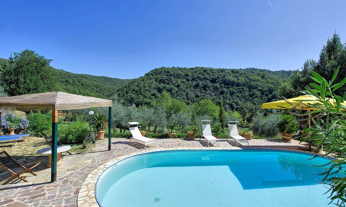 Greve in Chianti Villa | Stunning private villa for 6 people with private pool, A/C, WIFI, TV, patio and panoramic view