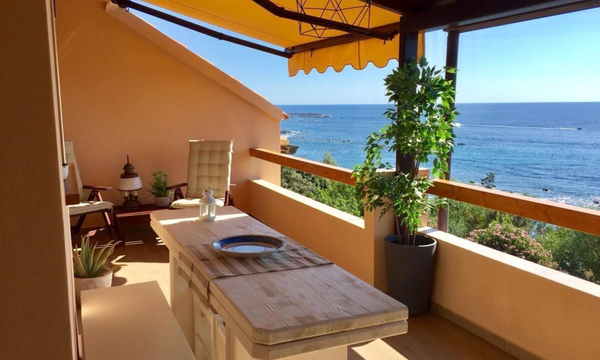 Cala Gonone Apartment | Sunrise Sisters' Home
