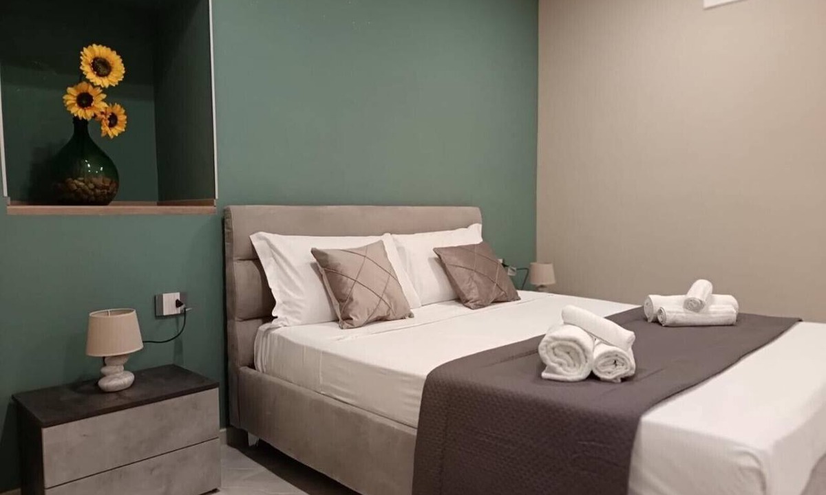 Fisciano Apartment | Terraforte Luxury Suite Ninetta Apartment with Wi-Fi and Air Conditioning