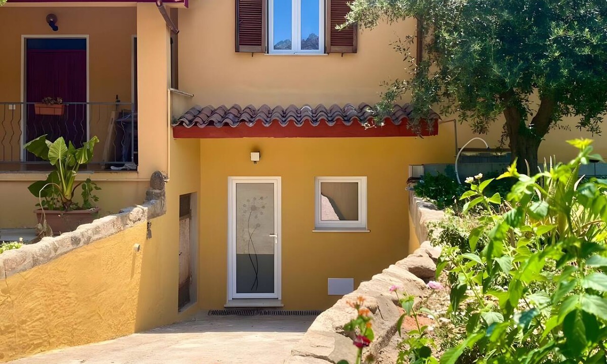 Capoterra Apartment | Thilimba Holiday Home: Your Oasis of Tranquility in Southern Sardinia