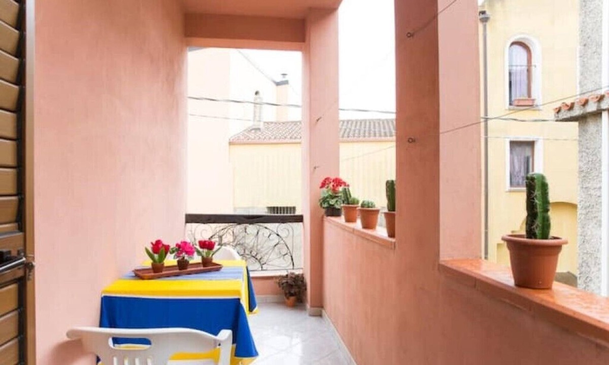 Bari Sardo Apartment | Vacation Appart Bari Sardo with veranda (IUN Q0006)