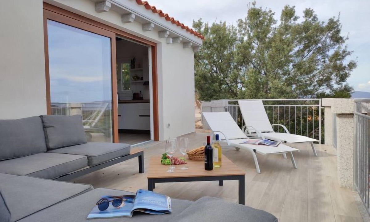Tiriddo House | Vacation home Aurora by Interhome