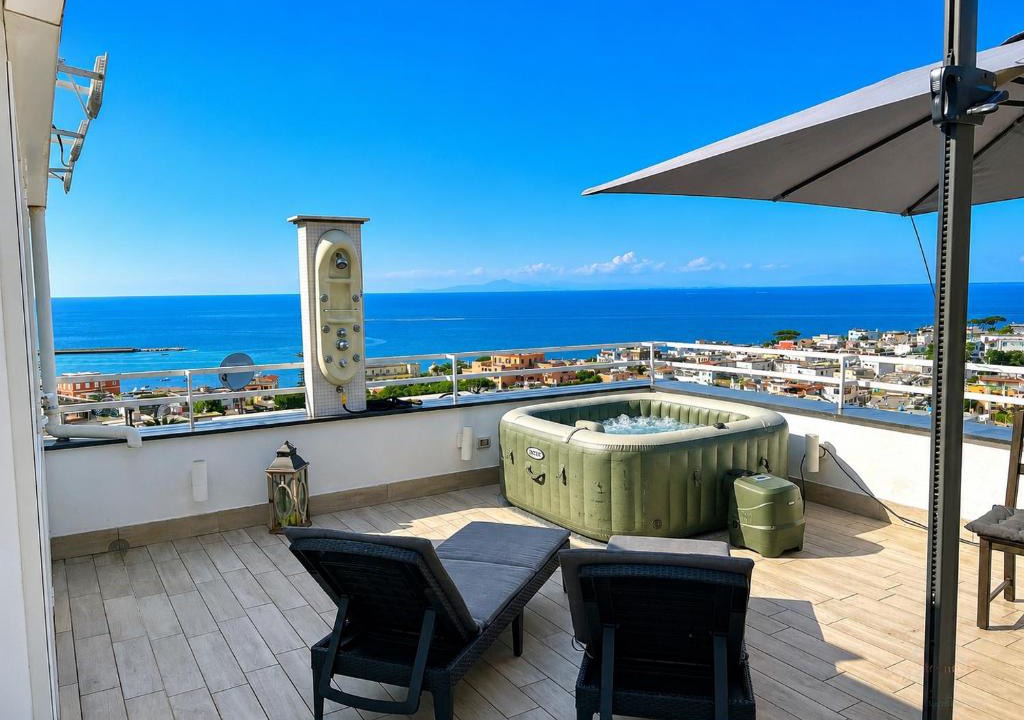 Casamicciola Terme Villa | Victory's Luxury House with Jacuzzi on the Roof