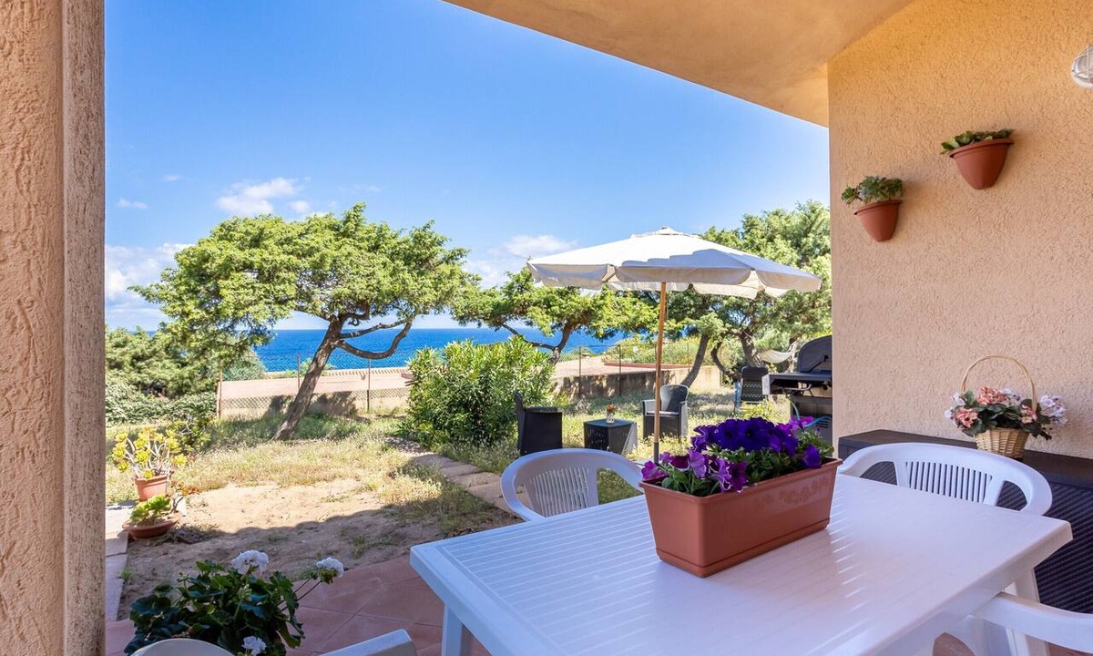 Costa Paradiso Apartment | Villa 'Alba' with sea view, Wi-Fi and air conditioning