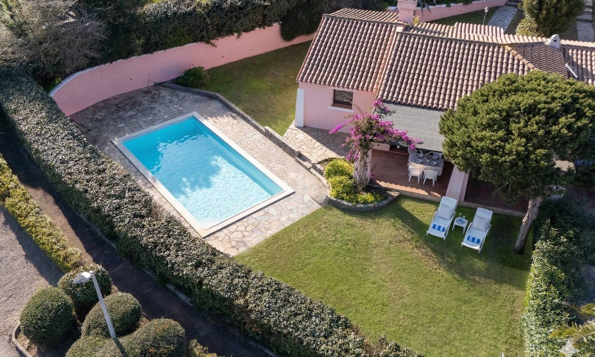 Punta De Su Turrione Villa | Villa 'Armonia - Private Pool' with Private Pool, Wi-Fi and Air Conditioning