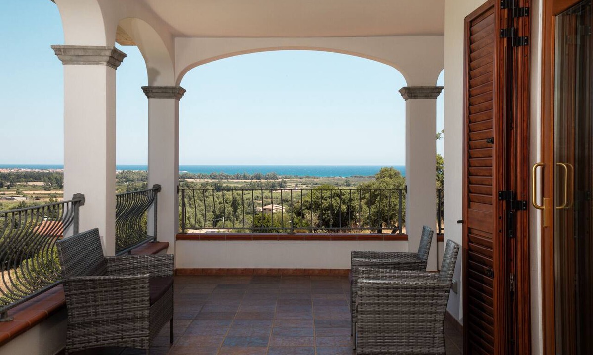 Siniscola House | Villa Certosina by Wonderful Italy