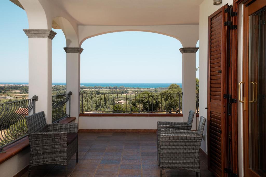 Siniscola House | Villa Certosina by Wonderful Italy