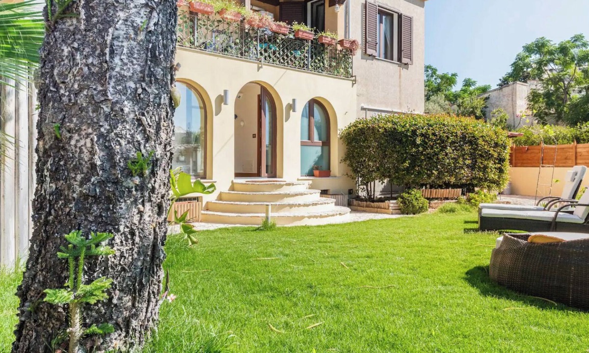 Villaggio delle Mimose Villa | Villa Esmerald!Romantic Sardinianvilla with spa,1min from the beach,petfriendly