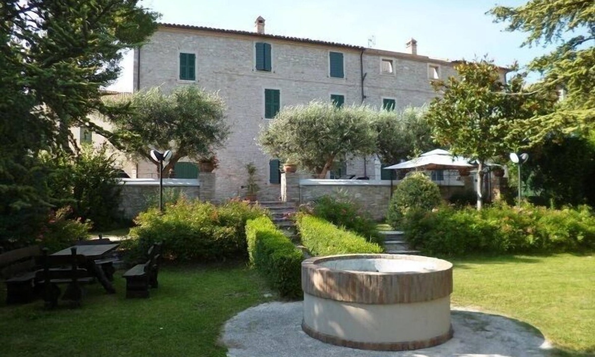 Avenale Villa | Villa La Panoramica (late 18th-century mansion) suitable for large groups.