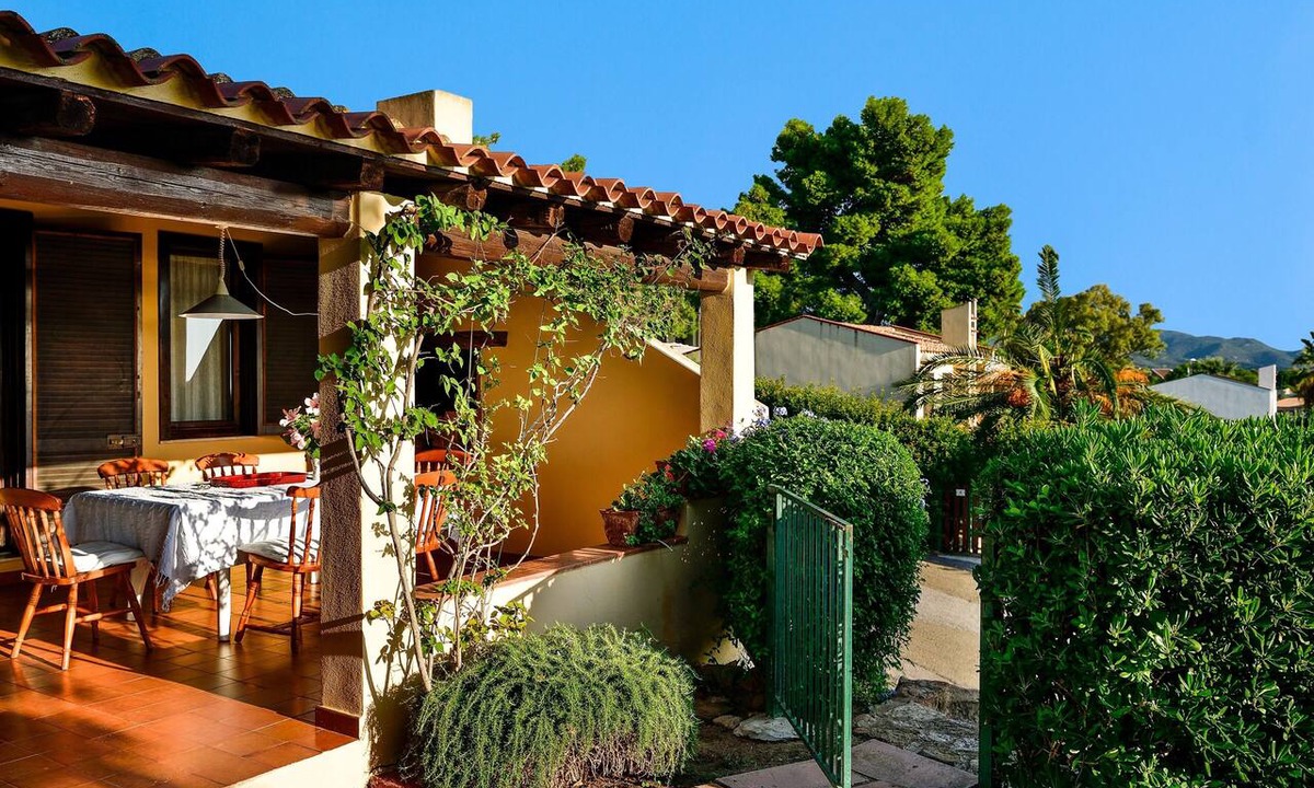 Costa Rei Villa | Villa Lentischio at Costa Rei – Family Retreat with Garden and Sea View