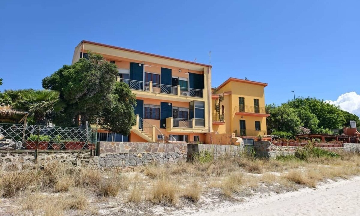 Su Forti Villa | Villa Nina | Accesso diretto Spiaggia, giardino e Vista Mare