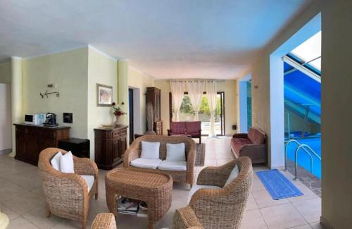 Nuraxi Figus Villa | Villa Nuragica Rooms