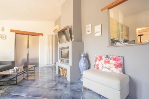 Porto Istana House | Villa Panoramica Porto Istana