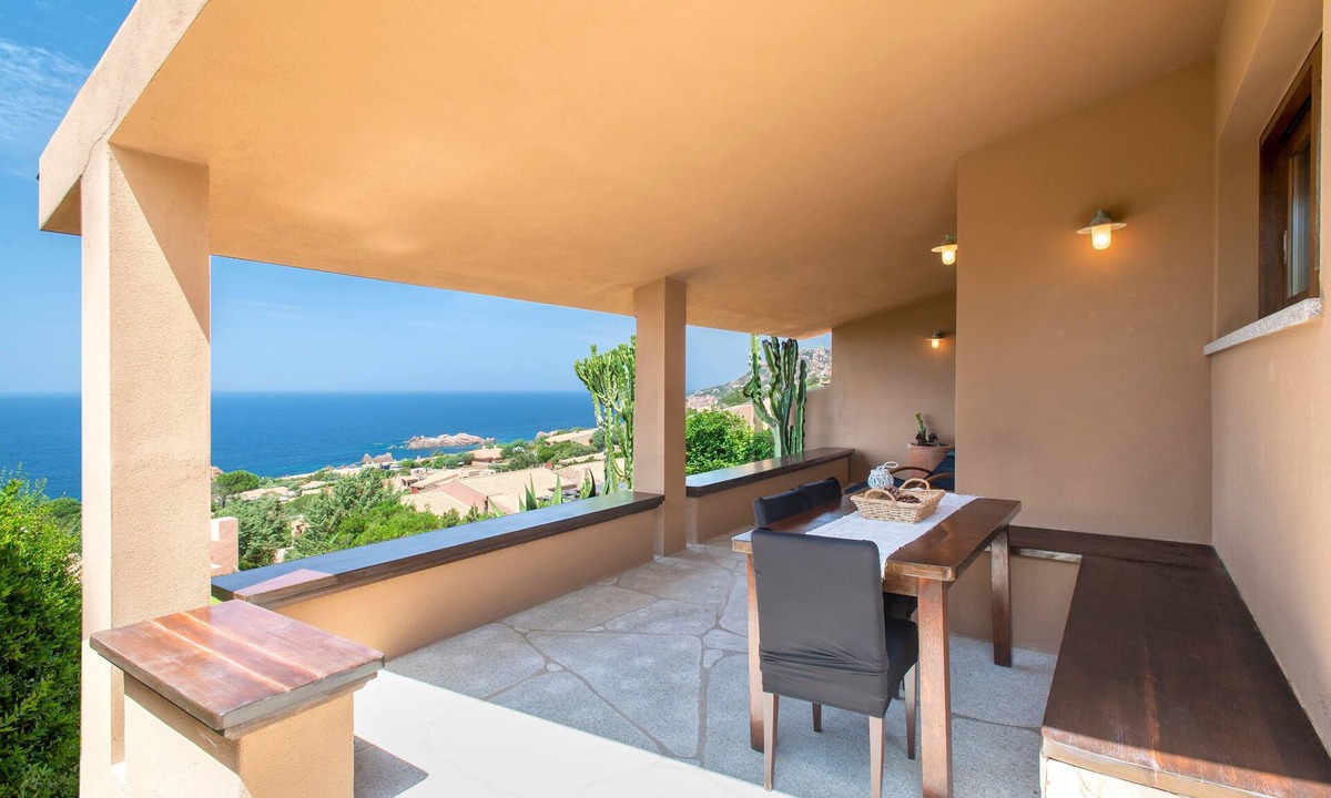 Costa Paradiso Villa | Villa 'Sirius' with sea view, private terrace and Wi-Fi