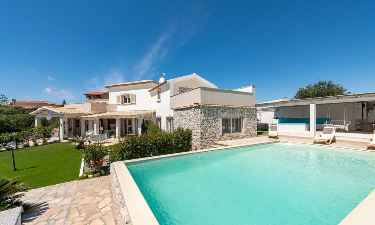 Sant'Antioco Villa | Villa Sulky: villa with private pool in Sant'Antioco