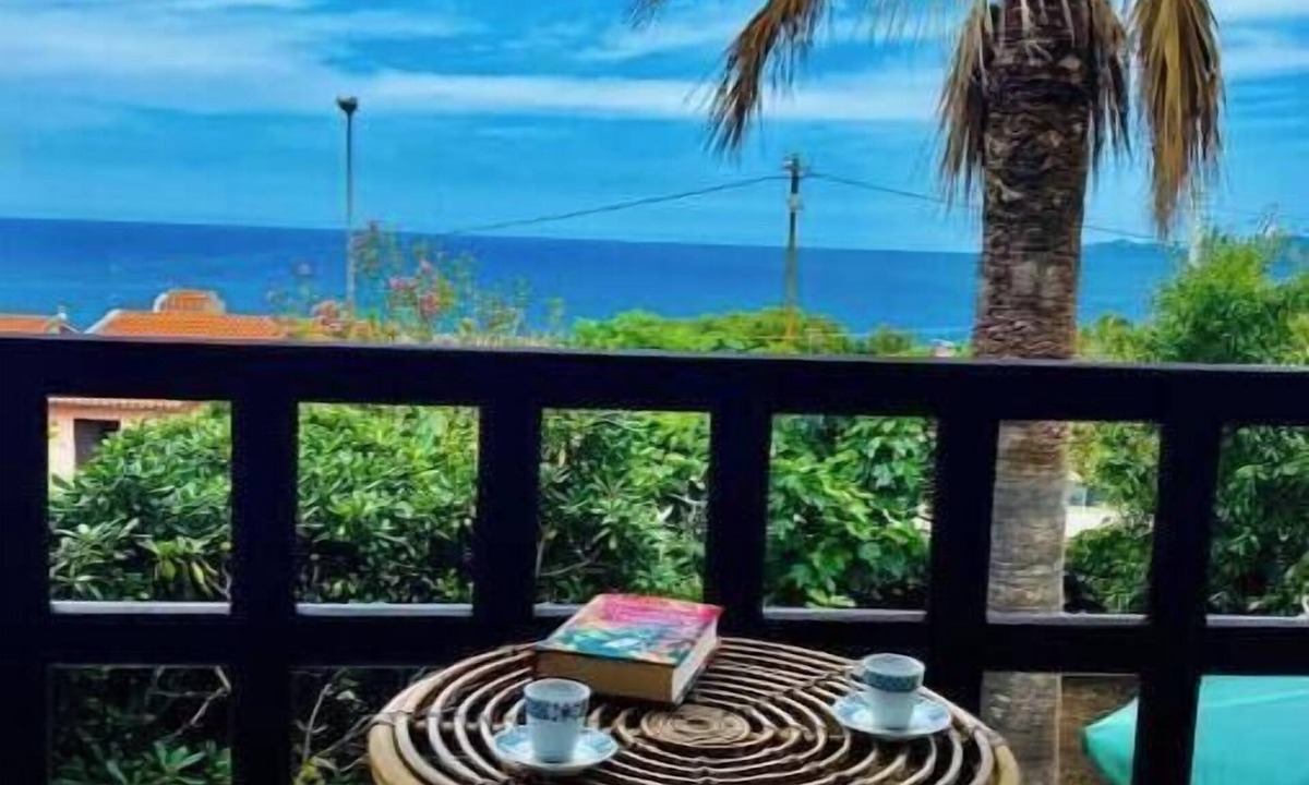 Tresnuraghes Villa | Villa with Beautiful Private Garden & Breathtaking Sea View