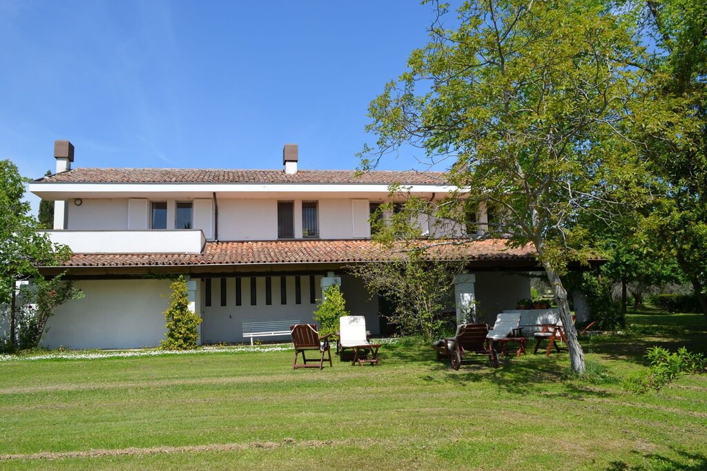 Dogana House | Villa with garden and splendid panorama, only a few kilometers from the coast