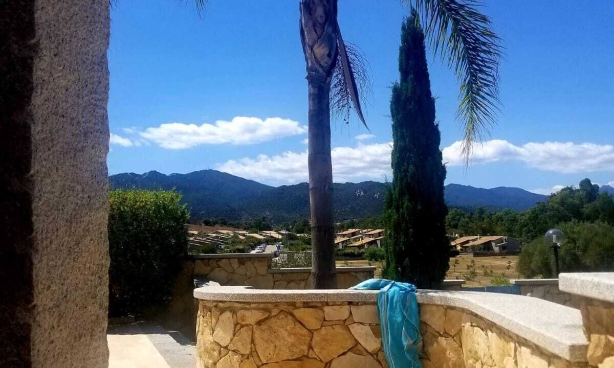 Cala Sinzias Villa | Villa with pool, zen and spacious. Cala Sinzias beach 300 m away.
