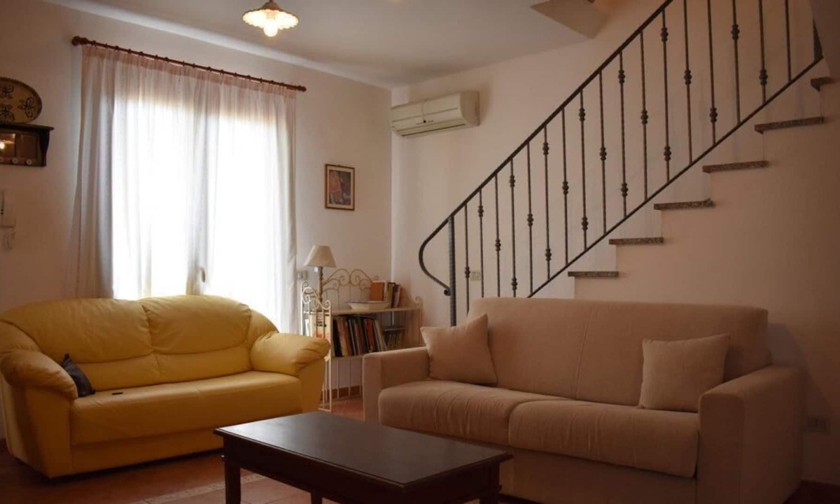 Sant'Antioco Villa | Villa with private garden