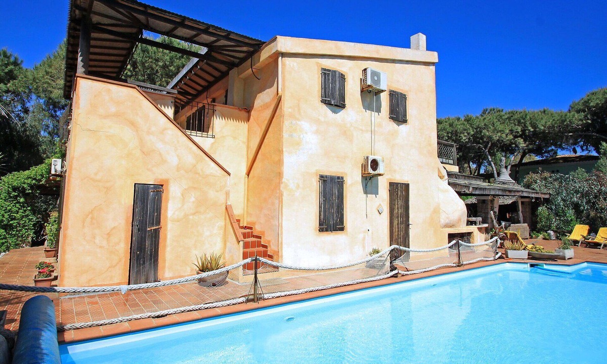 San Pietro a Mare Villa | Wonderful private villa for 17 guests with WIFI, private pool, A/C, TV, patio and pets allowed