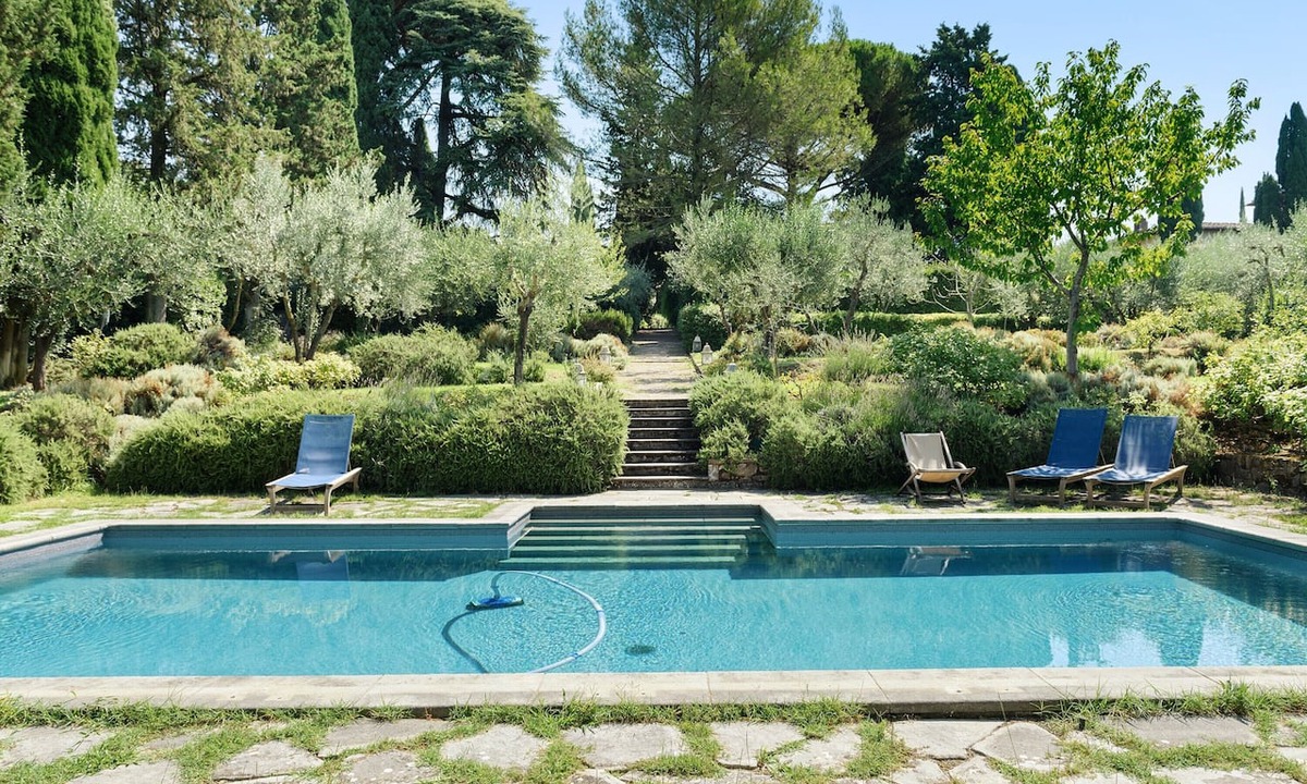 Oltrarno Villa | Wonderful Villa Pian dei Giullari with Pool – Elegance and Relaxation in the Heart of Florence