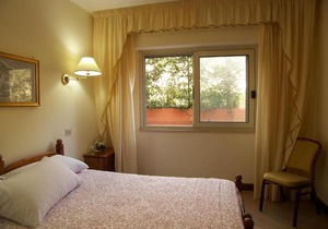 Room x 3 Villa Des Reves in the green near Montecassino in Valleluce-Cese