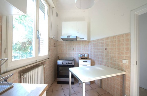 San Giuliano a Mare Apartment | 118 m2 apartment, ideal for up to 7 people, on the 2nd floor of a building with lift.Located in San Giuliano Mare, north of the canal port and a few minutes from the historic center, it enjoys a strategic position that allows you to easily reach the beac