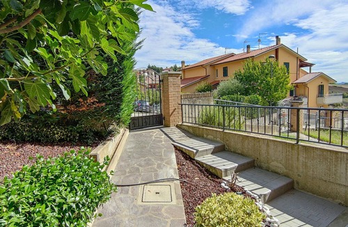 Peglio Apartment | 3 bedroom awesome apartment in Peglio