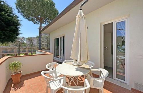 Marcelli Apartment | 611 - Appartamento trilocale a Marcelli, ristrutturato, climatizzato e con posto auto interno - SPIAGGIA AL WHITE BEACH CLUB INCLUSA