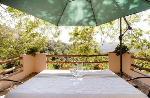 Aritzo Bed & Breakfast | Agrifoglio B&B con giardino