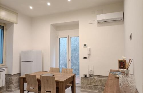 Pozzuoli Apartment | ALTAMAREA appartamenti sul porto