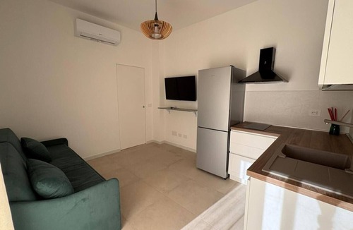 Chiesiola Apartment | Apartment 'Pilone Del Monaco 1' with Pool, Sun Terrace and Outdoor Garden