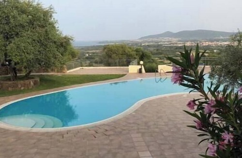 Luddui Apartment | Apartment 33, Residence with sea view swimming pool