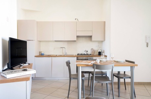 Arbatax Apartment | Apartment 'Bernabé' with Private Terrace, Balcony and Air Conditioning