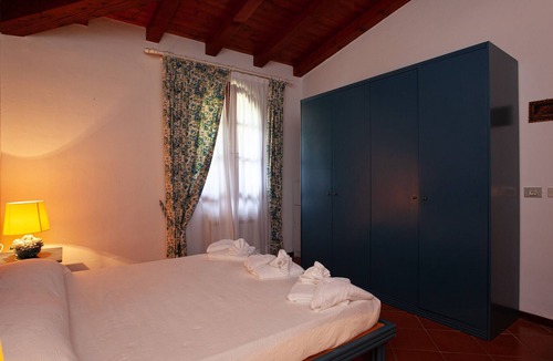 Puntaldia Apartment | Apartment 'Bilo Oleandro' with Shared Pool, Private Terrace and Air Conditioning