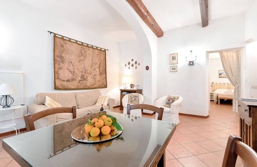San Frediano Apartment | Apartment Campuccio 21 by Mmega